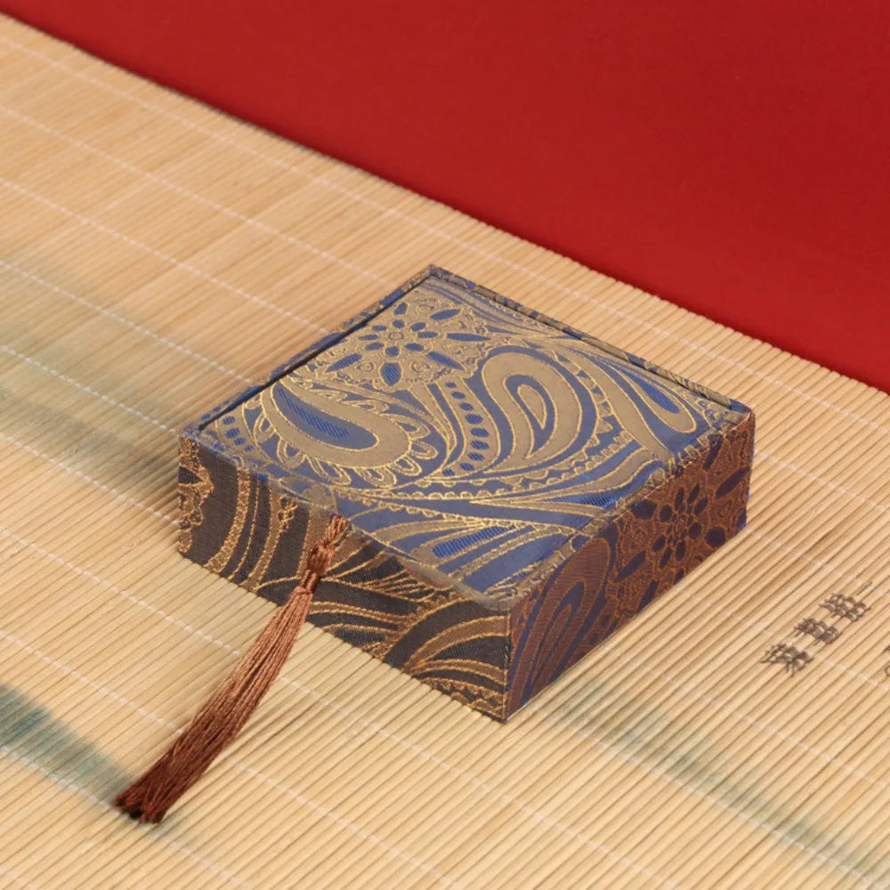 Mini Chinese Style Jewelry Box with Fringe Portable Bracelet Storage Box Necklace Organizor Jewelry