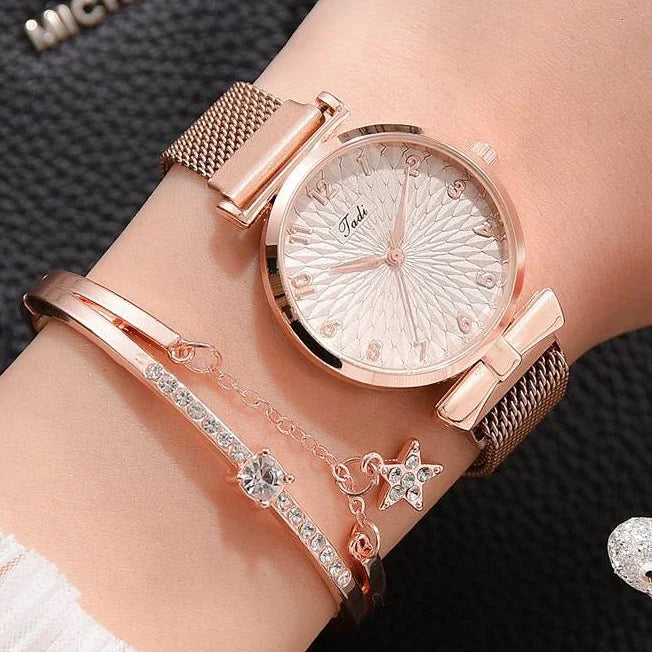 Luxury Women Bracelet Quartz Watches For Women Magnetic Watch Ladies Sports Dress Pink Dial Wrist Watch Clock
