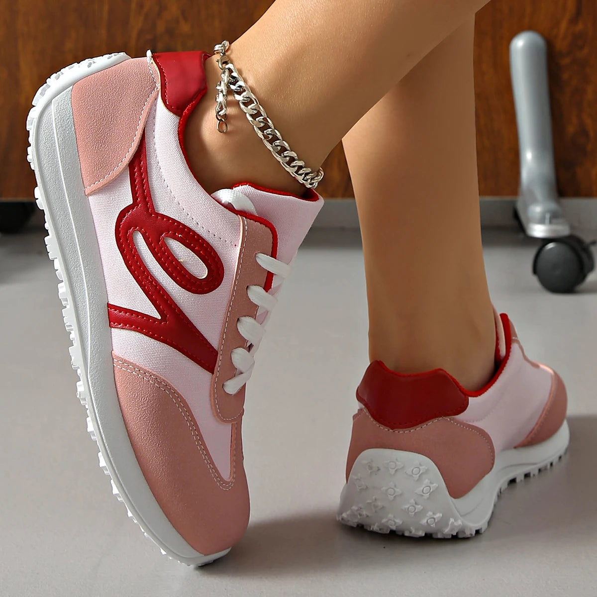 Fashion Striped Women's Lightweight Sneakers Soft Sole Non Slip Casual Sports Shoes Woman Spring Autumn Lace Up Yellow Sneakers