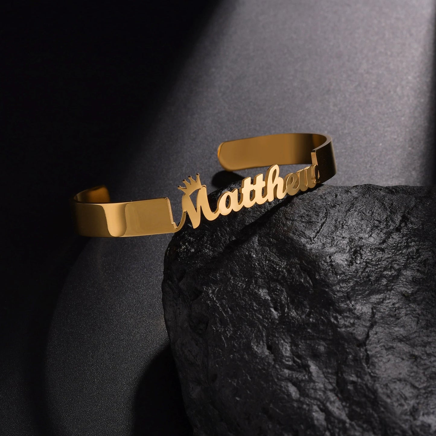 Atoztide Customized Name Bracelet Personalized Stainless Steel for Women Men Zircon Letter Custom Bangles Chrismas Jewelry Gift