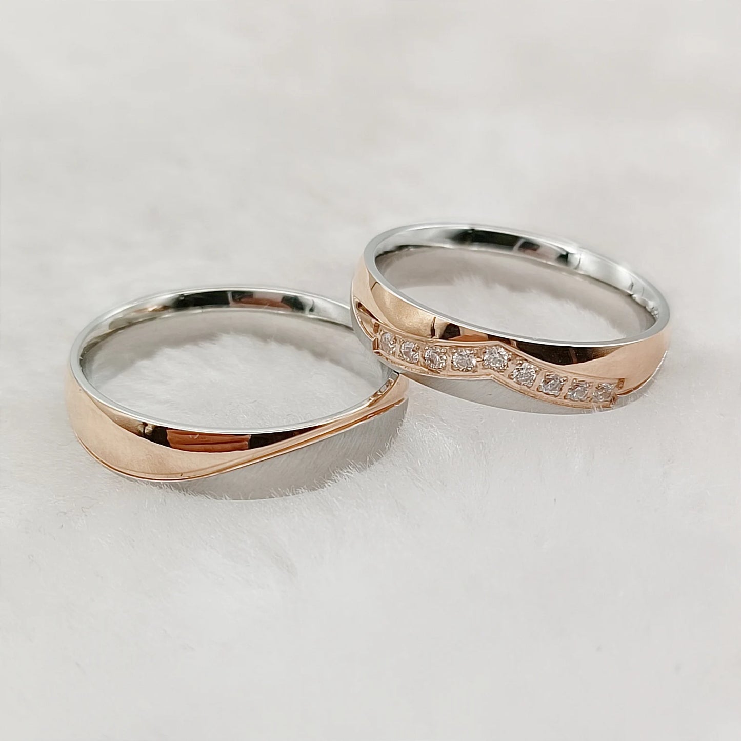 Hypoallergenic Titanium Matching Couple Rings Designer Crown Rose Golden Valentines Wedding Bands For Men And Women