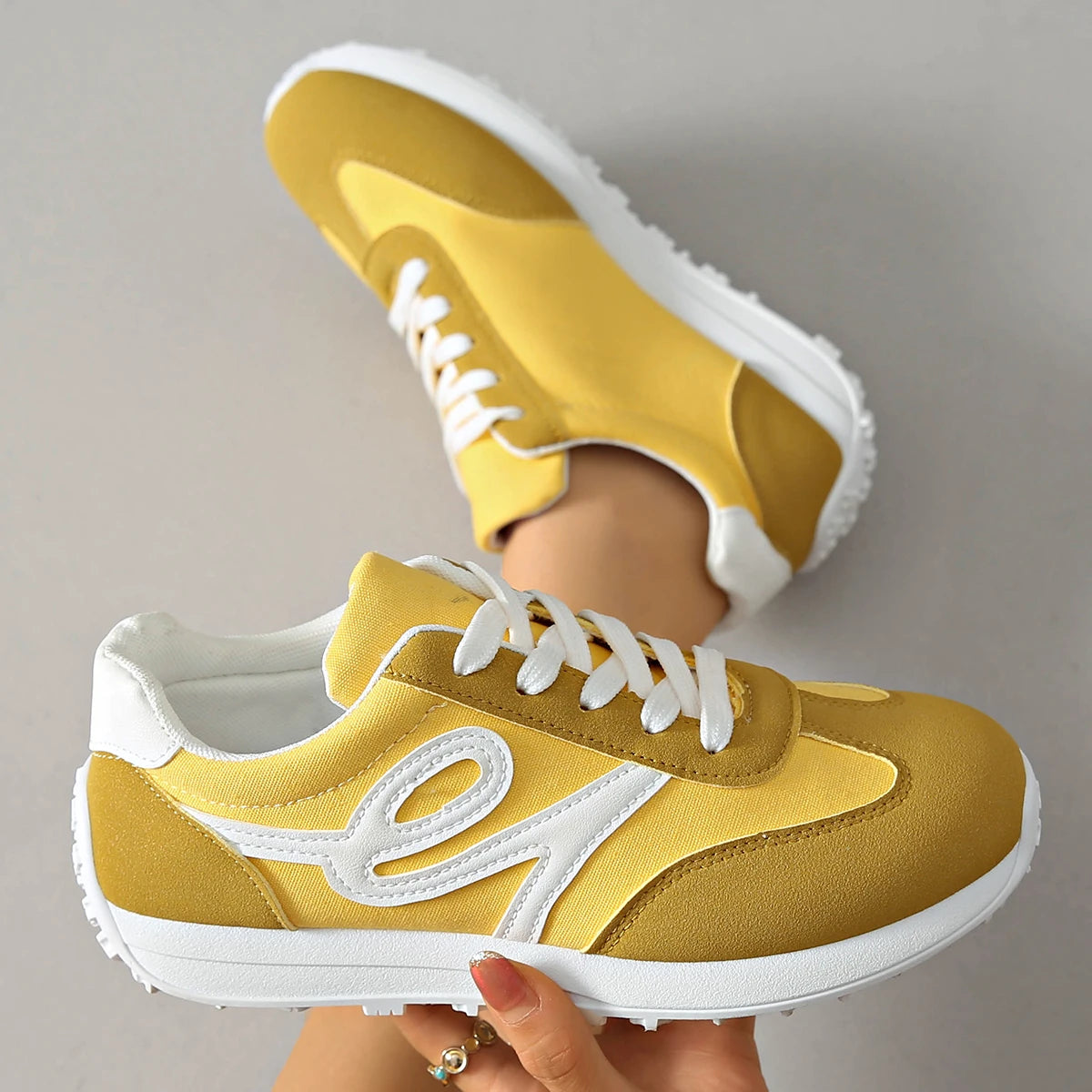 Fashion Striped Women's Lightweight Sneakers Soft Sole Non Slip Casual Sports Shoes Woman Spring Autumn Lace Up Yellow Sneakers