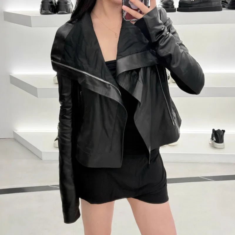 HKSH Spring Autumn New Women's Jacket PU Leather Asymmetric Zipper Pockets Slim Fit Motorcycle Dark Punk Short Coat Chic HK15980