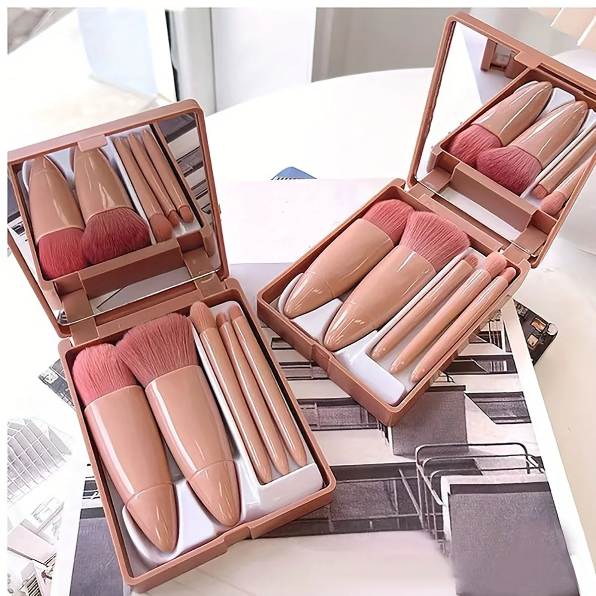 5Pcs Travel Makeup Brush Set with Mirror