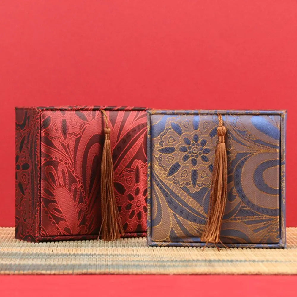 Mini Chinese Style Jewelry Box with Fringe Portable Bracelet Storage Box Necklace Organizor Jewelry