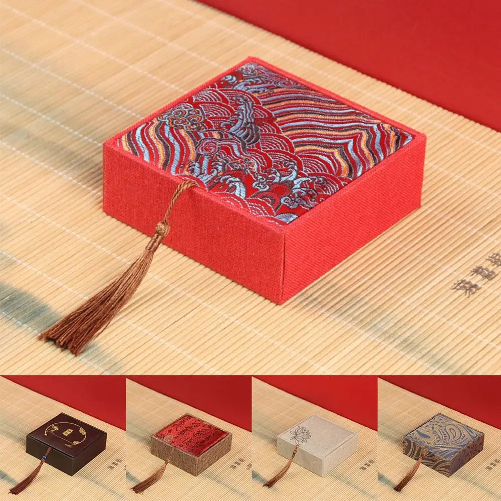 Mini Chinese Style Jewelry Box with Fringe Portable Bracelet Storage Box Necklace Organizor Jewelry
