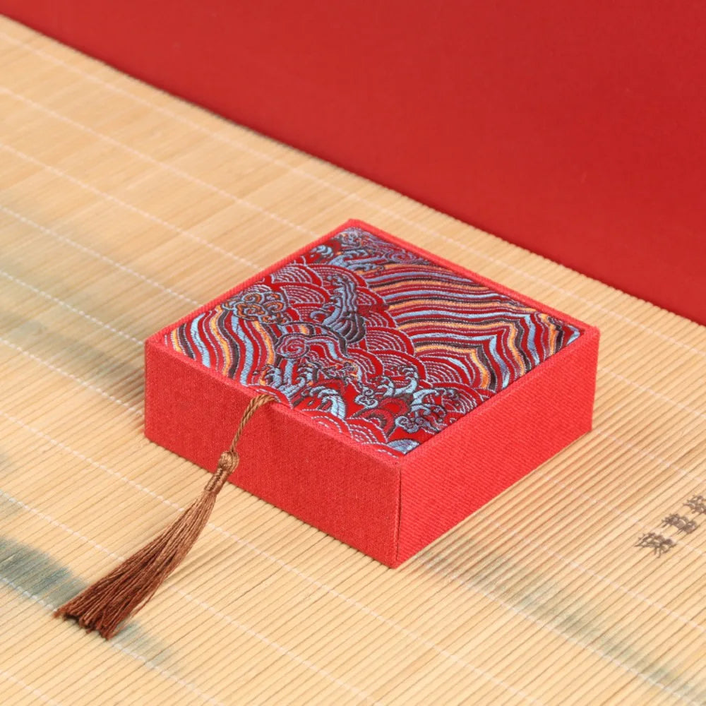 Mini Chinese Style Jewelry Box with Fringe Portable Bracelet Storage Box Necklace Organizor Jewelry