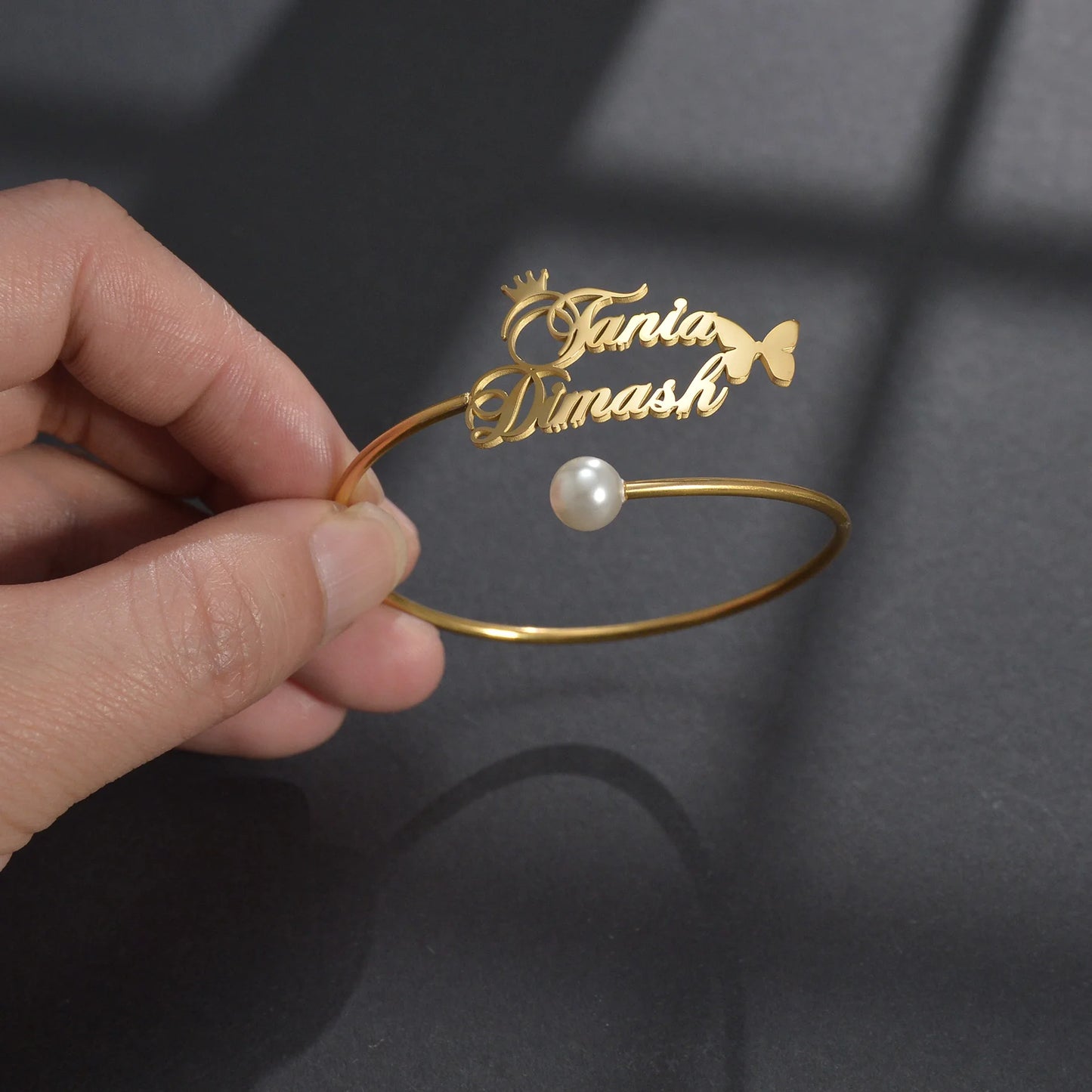Atoztide Customized Name Bracelet Personalized Stainless Steel for Women Men Zircon Letter Custom Bangles Chrismas Jewelry Gift