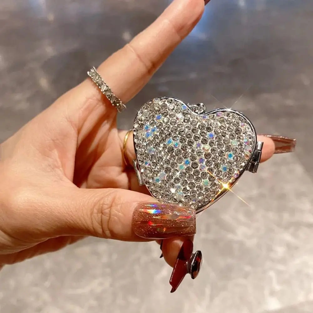 Shiny Rhinestone Mini Metal Pill Box Portable Blingbling Travel Pill Organizer Heart Shape Moisture-proof Medicine Storage Box