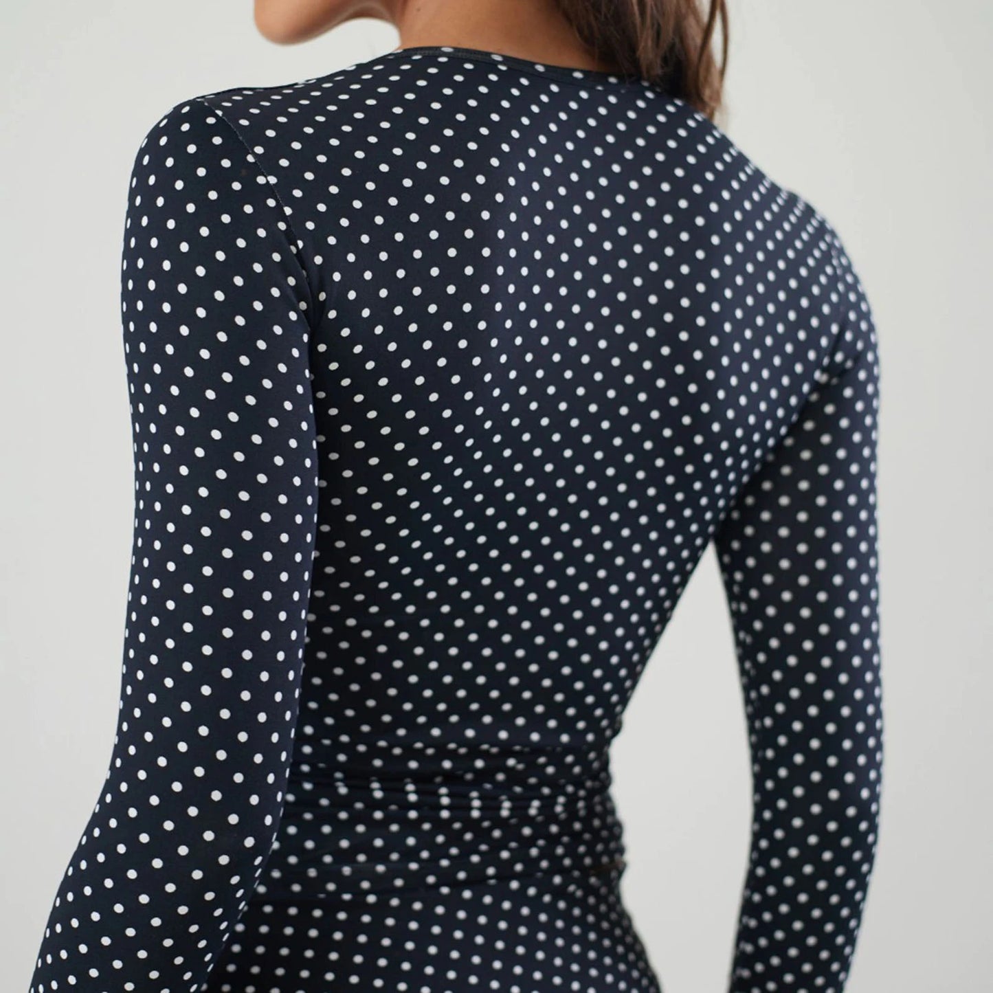 Women Autumn y2k Vintage Long Sleeve Smocked Polka Dot Crop Tops Sexy Deep V Neck Slim Fit 2000s Aesthetic Going Out Tees